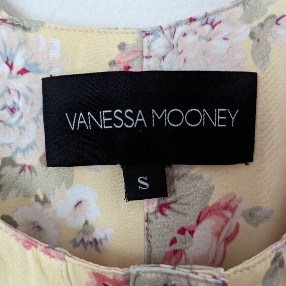 Vanessa Mooney yellow rose floral Elisabeth basque waist princess romper dress - Picture 3 of 6